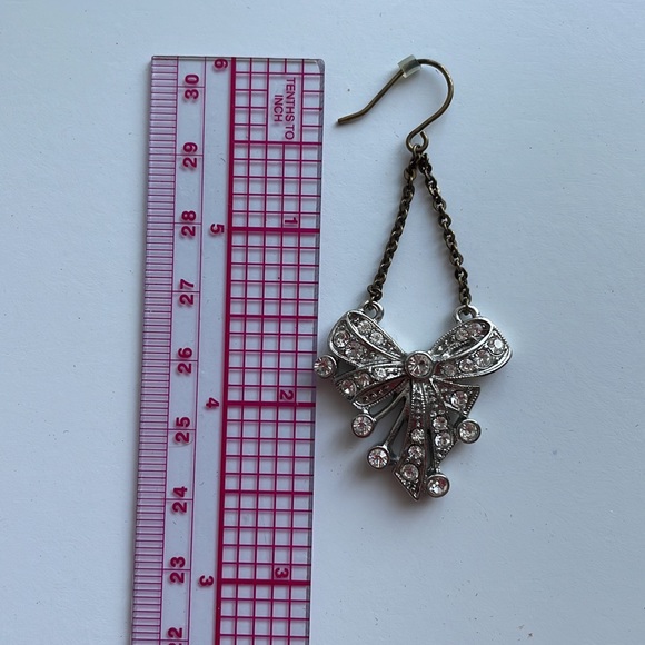 Crystal bow drop earrings - Picture 3 of 4